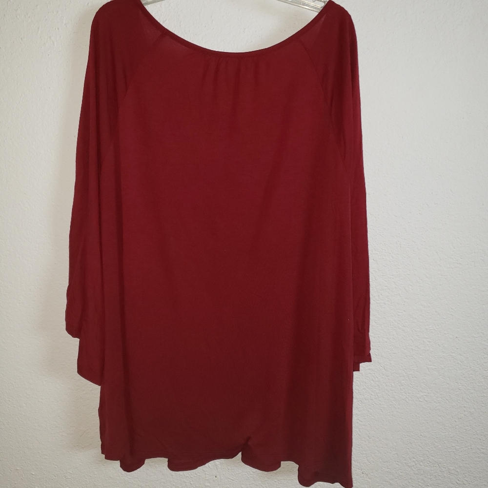 OLD NAVY MAROON SILVER  TOP 3/4 SLEEVED - Picture 2 of 5